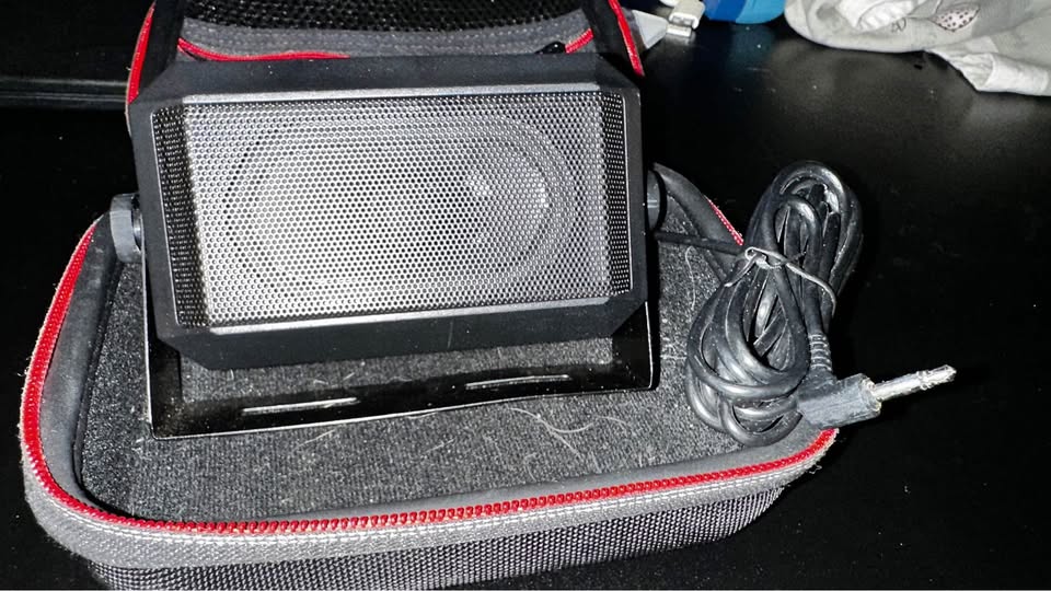 Radio Speaker - photo 2