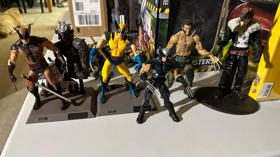 FF7 Cloud & Loose Action Figures - photo 4