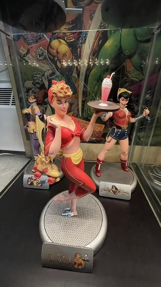 Comic Statues (DC/Marvel) - photo 2