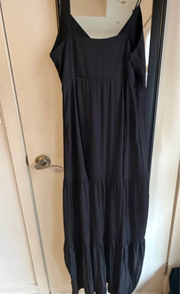 Banana Republic Black Tiered Maxi Dress - Size 12 - photo 2