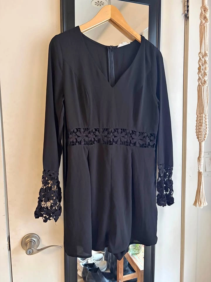 Black romper with lace - Small