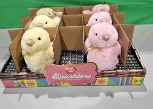 Sparklers FAO Schwarz Fluffy Chick, 3× Yellow, 3× Pink thumbnail