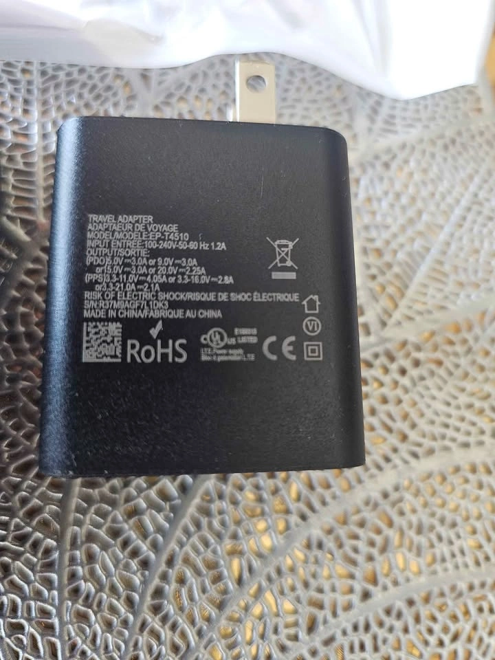 45W Super Fast Charging Travel Adapter & USB-C Cable - photo 5