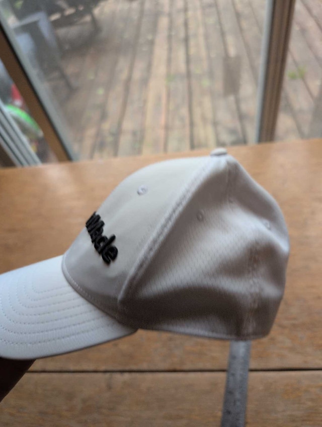 TaylorMade Hat white. Adult medium small - photo 3