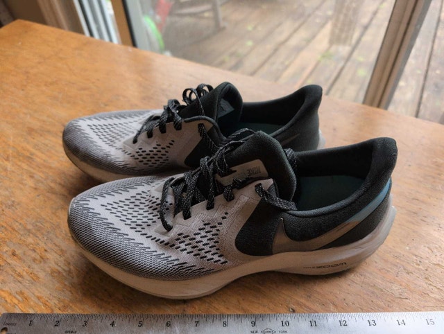 Nike Zoom Running Shoes - Size 12 Mens