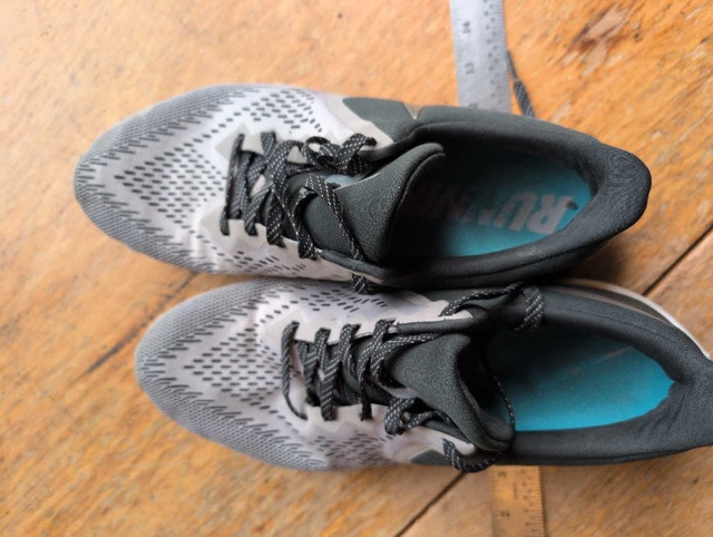 Nike Zoom Running Shoes - Size 12 Mens - photo 3