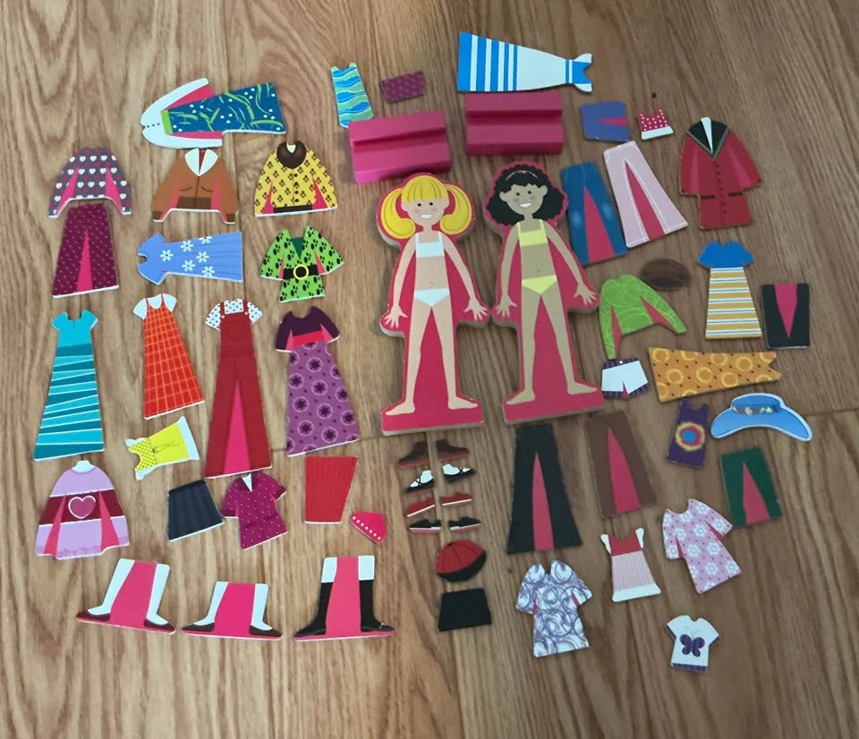Melissa & Doug Abby and Emma Magnetic Wooden Dress-Up Dolls - photo 2