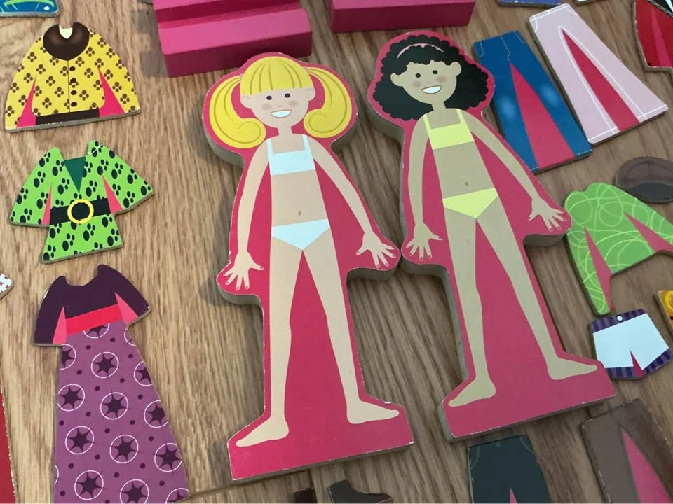 Melissa & Doug Abby and Emma Magnetic Wooden Dress-Up Dolls - photo 3