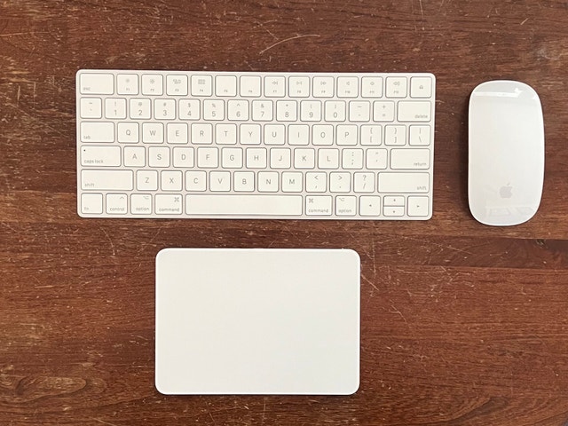 Apple Magic Keyboard, Mouse, Trackpad 3