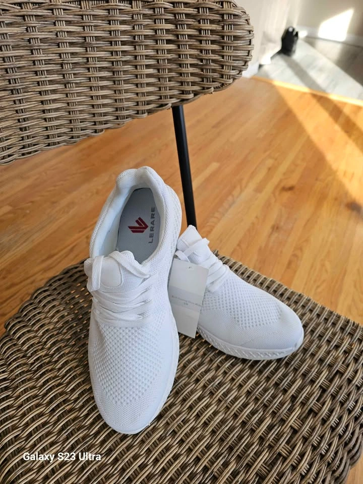 New LERARE White Sneakers - photo 2