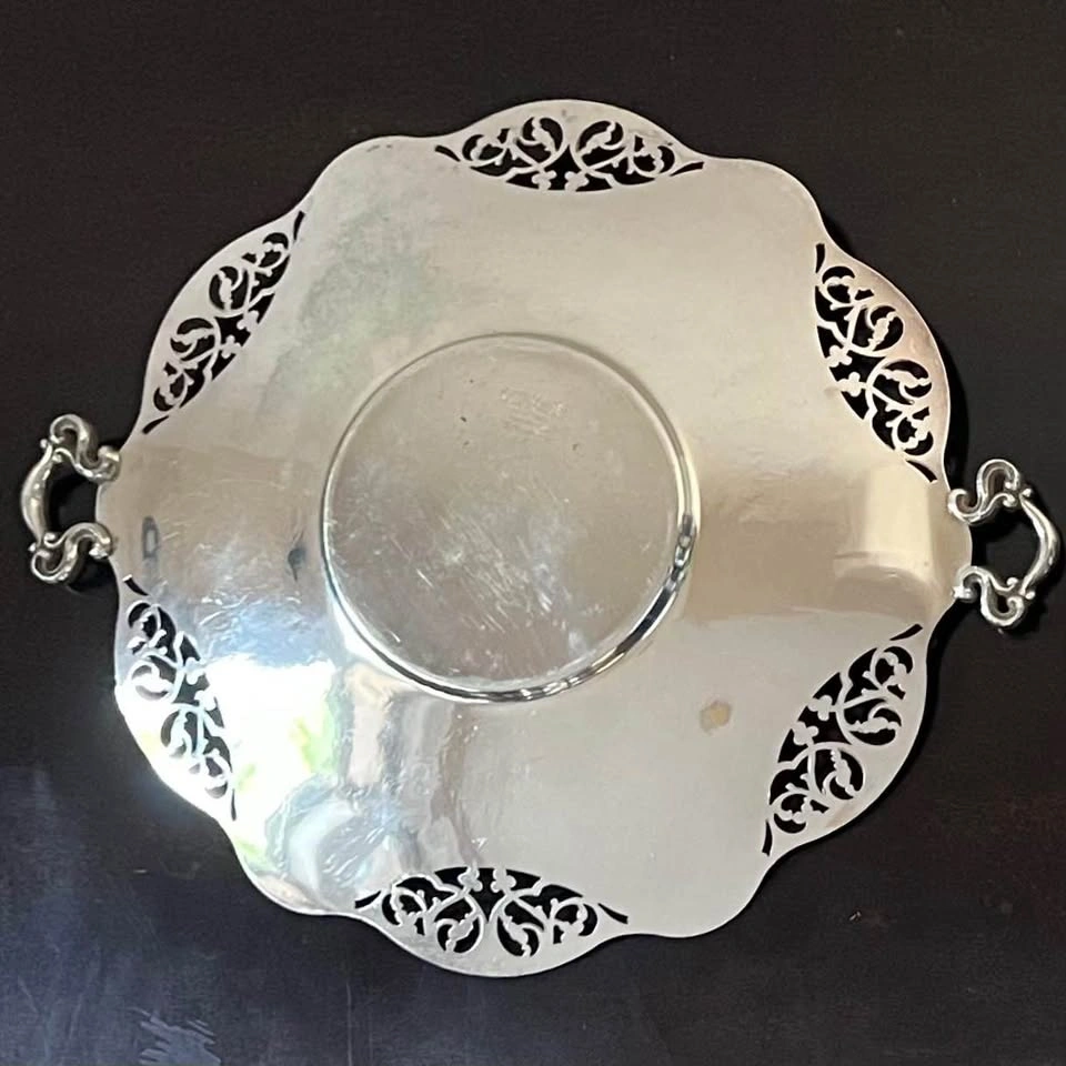 Vintage Wm Rogers Lovelace Silver Plated Serving Tray - photo 2