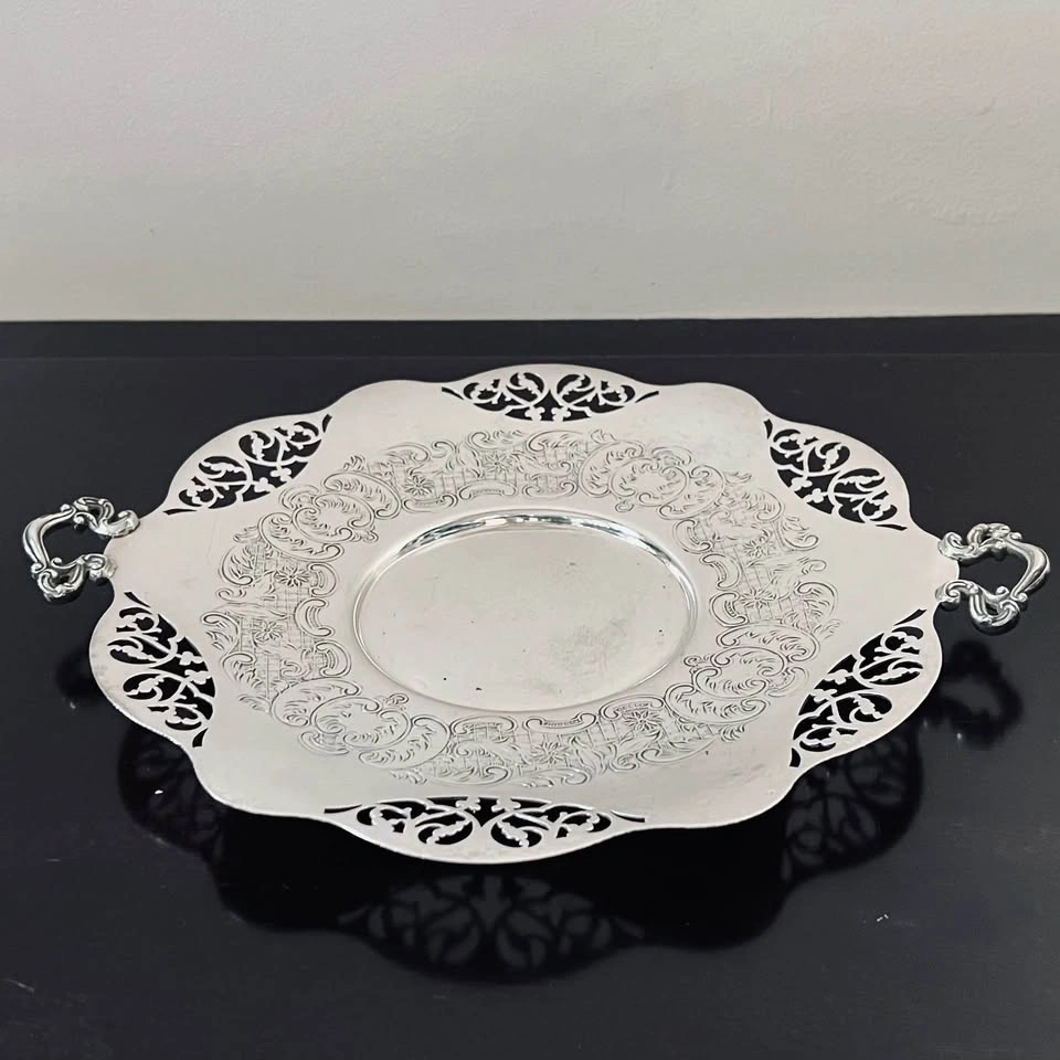 Vintage Wm Rogers Lovelace Silver Plated Serving Tray - photo 3
