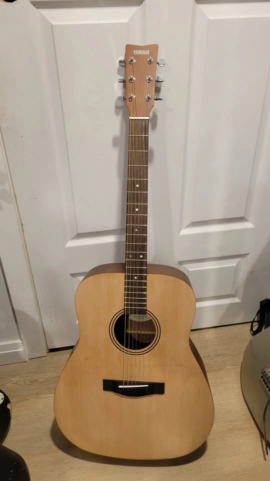 $220 Yamaha F400 Traditional Western Acoustic Guitar – Natural - photo 2