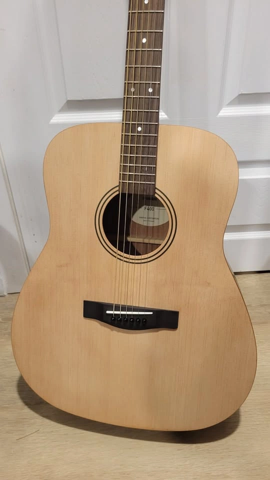 $220 Yamaha F400 Traditional Western Acoustic Guitar – Natural - photo 3