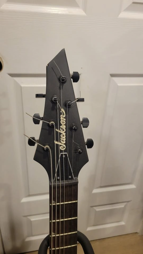 $250 Jackson Dinky Archtop 7-String Guitar - photo 4