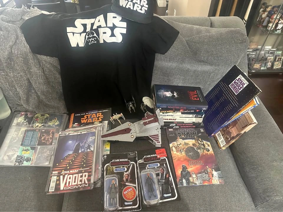 Star Wars Collection Books Toys Comics More