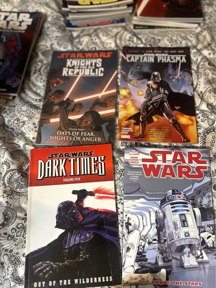 17 Star Wars Graphic Novels - Dark Horse & Marvel - photo 3