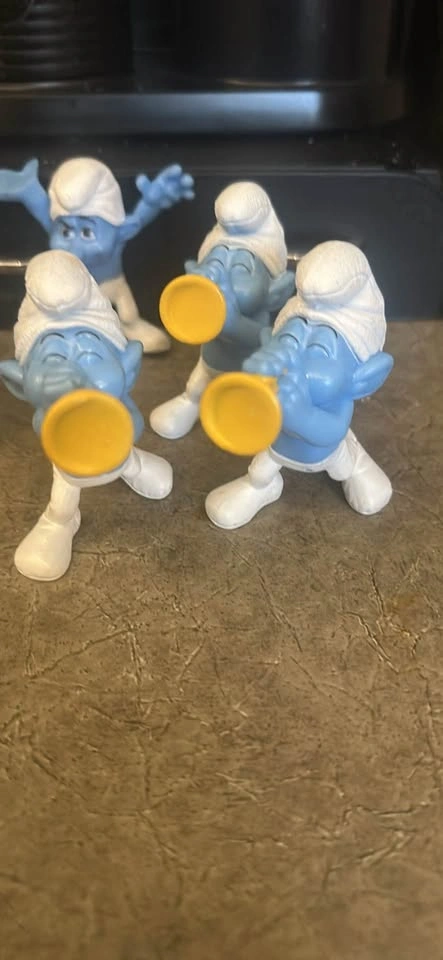 Bundle of 7 Smurfs - photo 2
