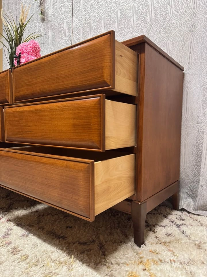 Mid century modern dresser by HPL - photo 3