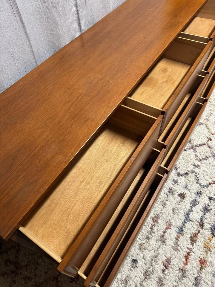 Mid century modern dresser by HPL - photo 4