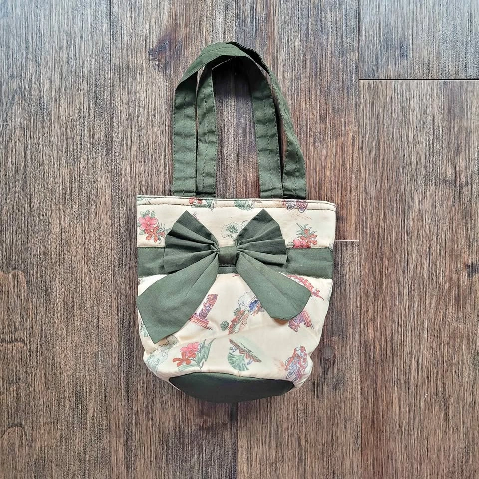 Singapore Express Handbag