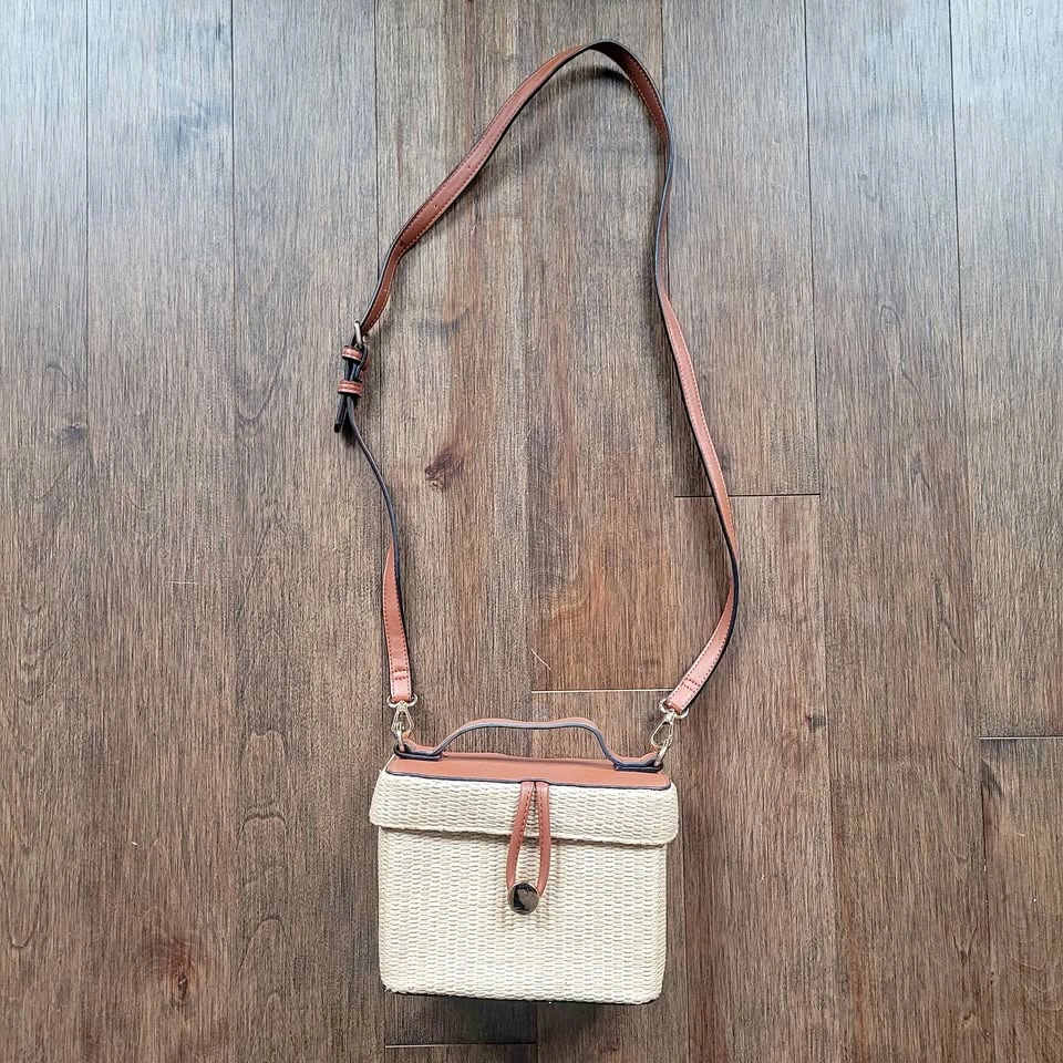 Forever 21 Shoulder Bag