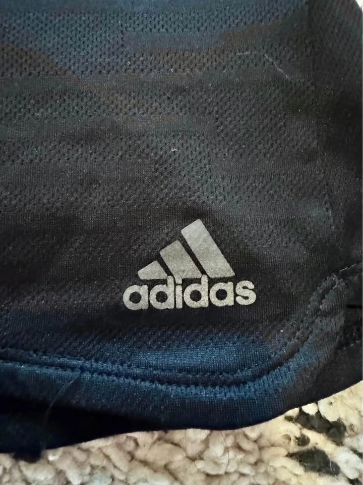 Women’s Medium Adidas Dri Fit Shirt AUTHENTIC - photo 3