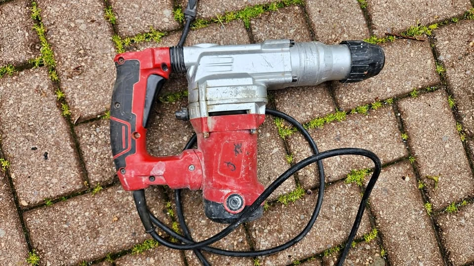 $80 SKT SDS Hammer Drive 110v 10 amp