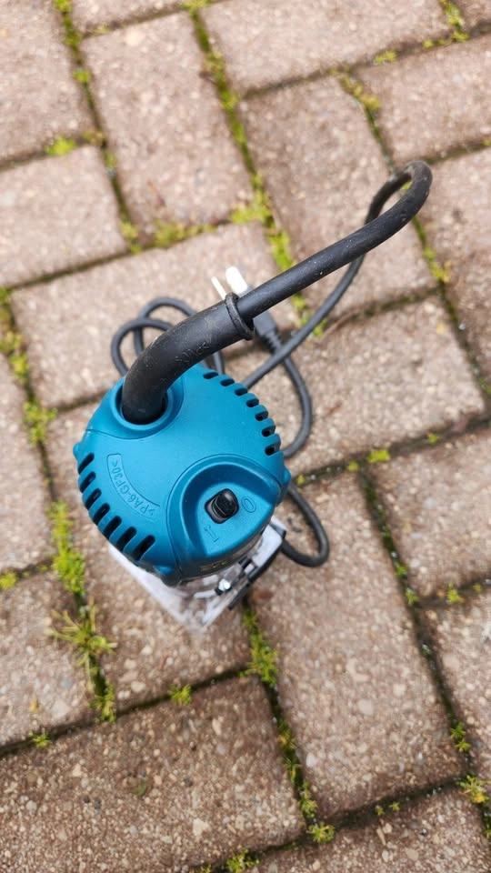 $50 Palm Router 110V 1/4 Shank - photo 2
