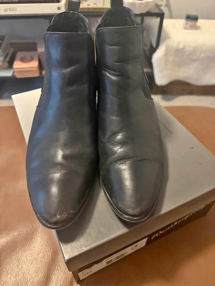 Aquatalia Black Ankle Boots 9M
