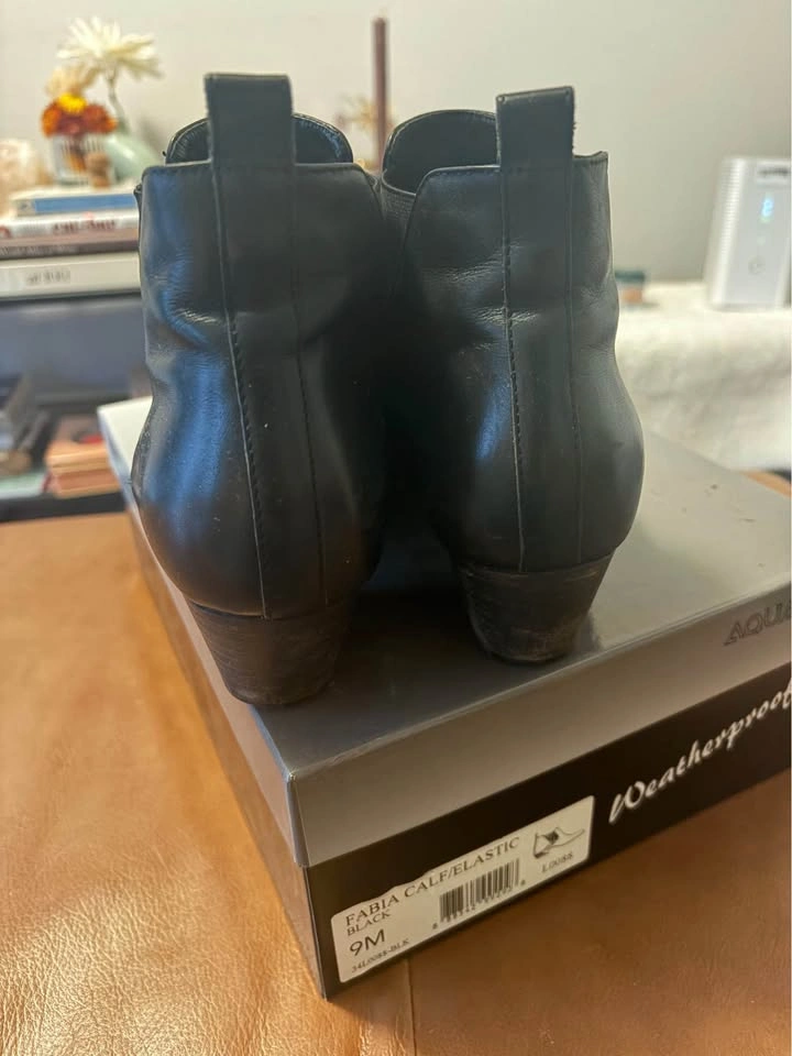 Aquatalia Black Ankle Boots 9M - photo 3