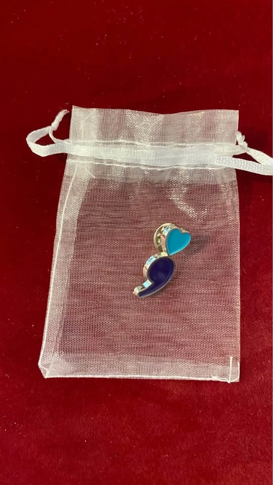 💙✨Stylish Heart & Semicolon Pin ✨💙 - photo 3