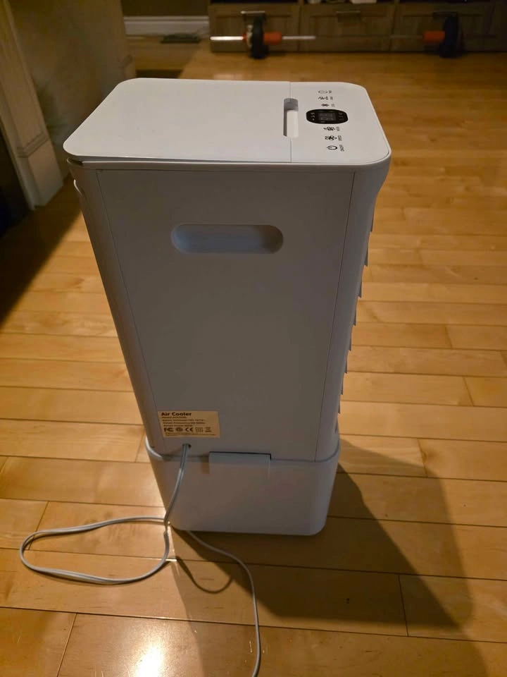 10L Portable Air Cooler w/ Ice Packs – Like New ❄️ - photo 5