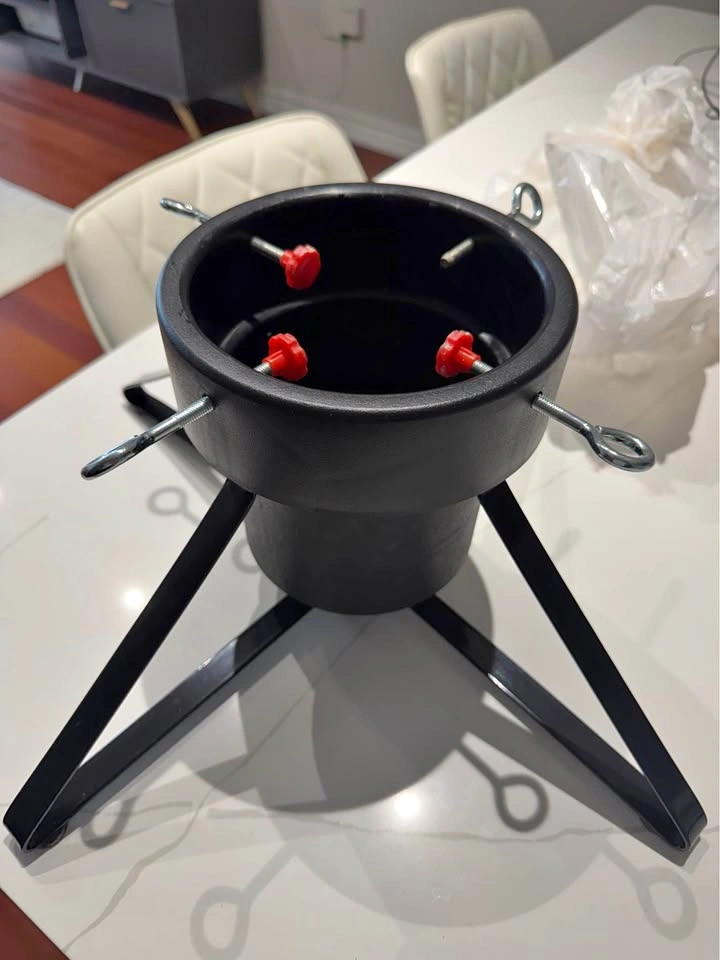 Christmas tree holder