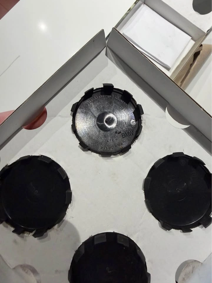 BMW Genuine Centre Caps G Series 56mm - photo 3