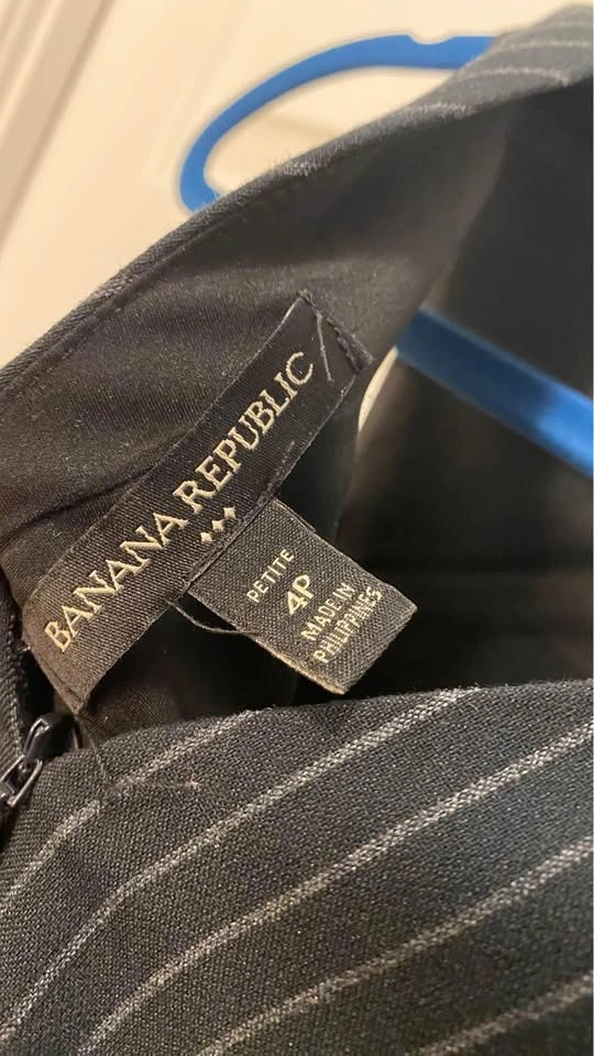 BANANA REPUBLIC Elegant Work Dress - Classy, Size 4 - photo 5