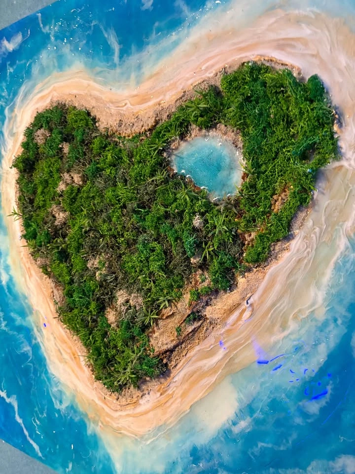 Heart Island Wall Art - photo 3