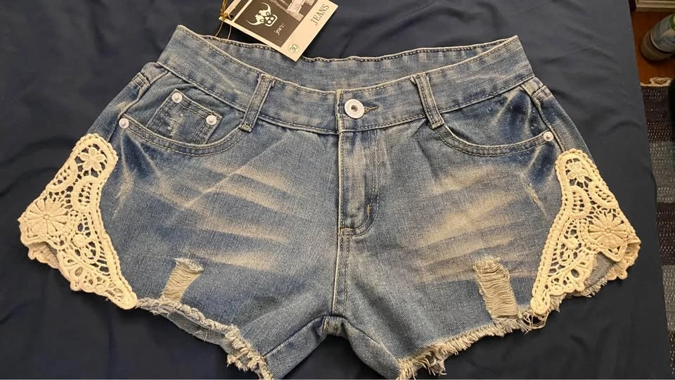 Jean Shorts Crochet Design for Summer - New
