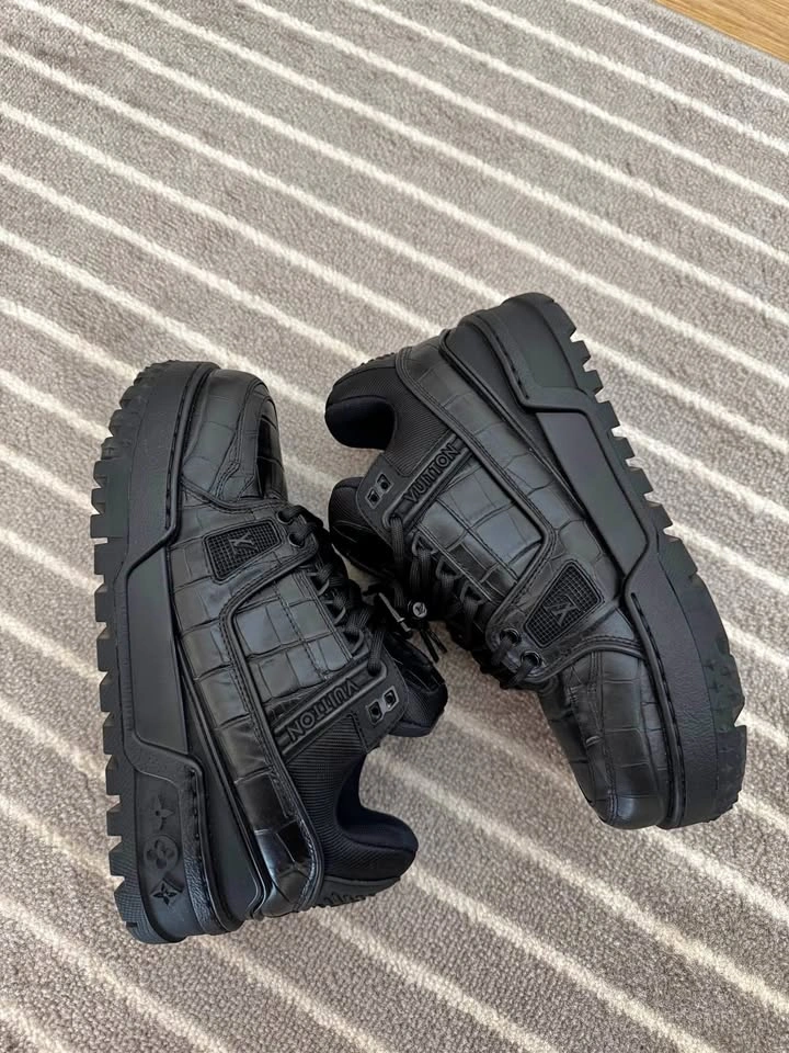 LV Trainer Maxi Black Croc Pattern Size 4 Men / 9 Women