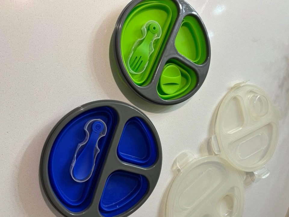 Collapsible Silicone Bento Lunch Containers with Sporks - photo 2