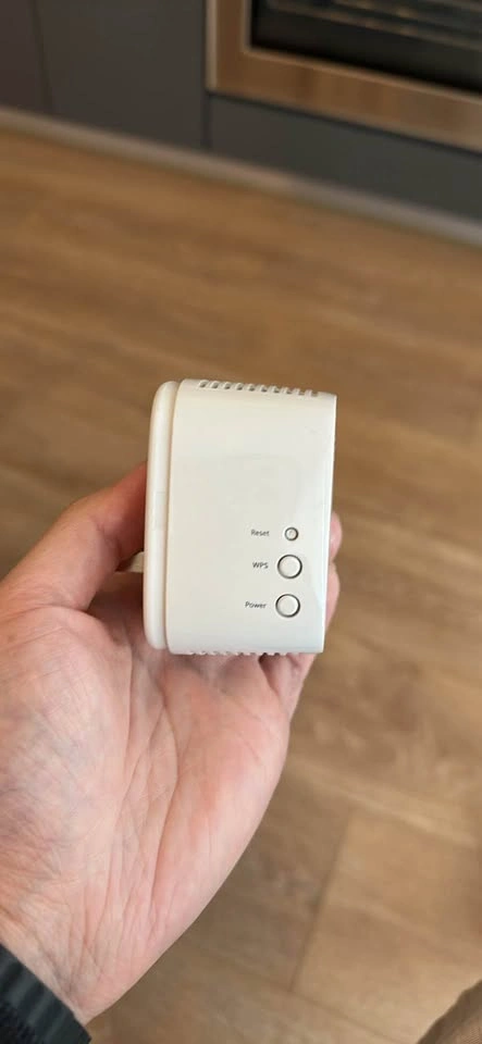 NETGEAR Wi-Fi Extender EX2800 - photo 2