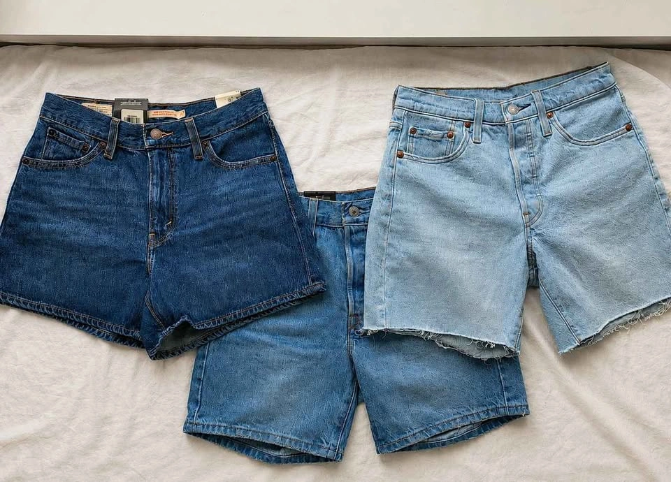 Levi's Shorts Lot - Size 25/26 - 3 Pairs NWT - photo 2