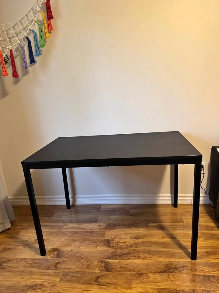 IKEA TÄRENDÖ Table