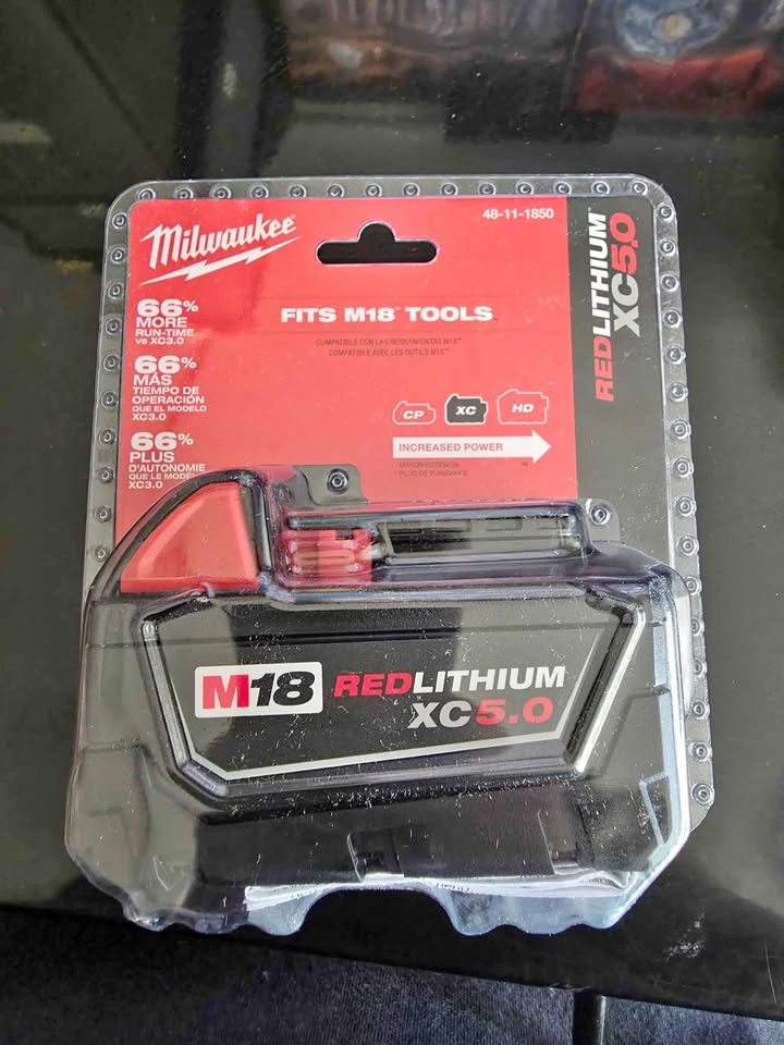 Milwaukee M18 18-Volt 5.0 Ah Lithium-Ion XC Battery