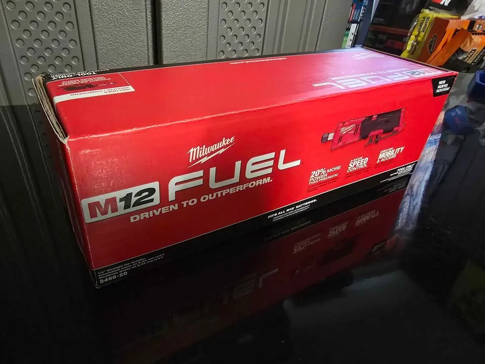 Milwaukee m12 fuel straight Die grinder new image indicator(2)