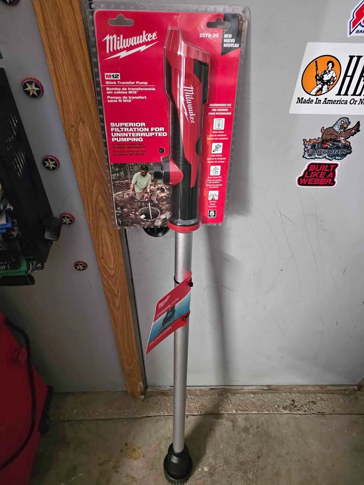 Milwaukee M12 Cordless Water Transfer Pump