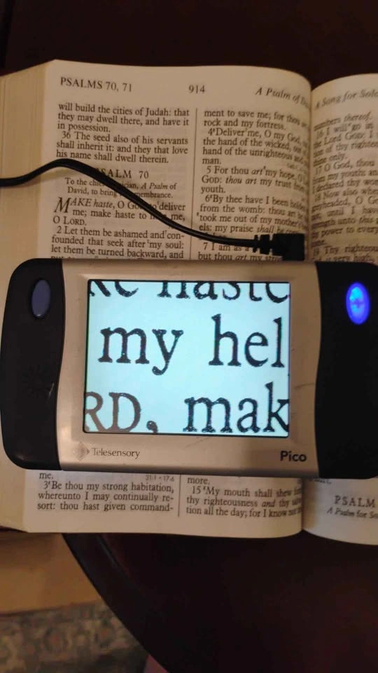 Telesensory Pico Light Up Magnifier With Cords & Bag - photo 2