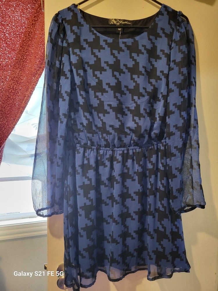 Blue/Black Houndstooth Dress – Size M (New With Ta - photo 3
