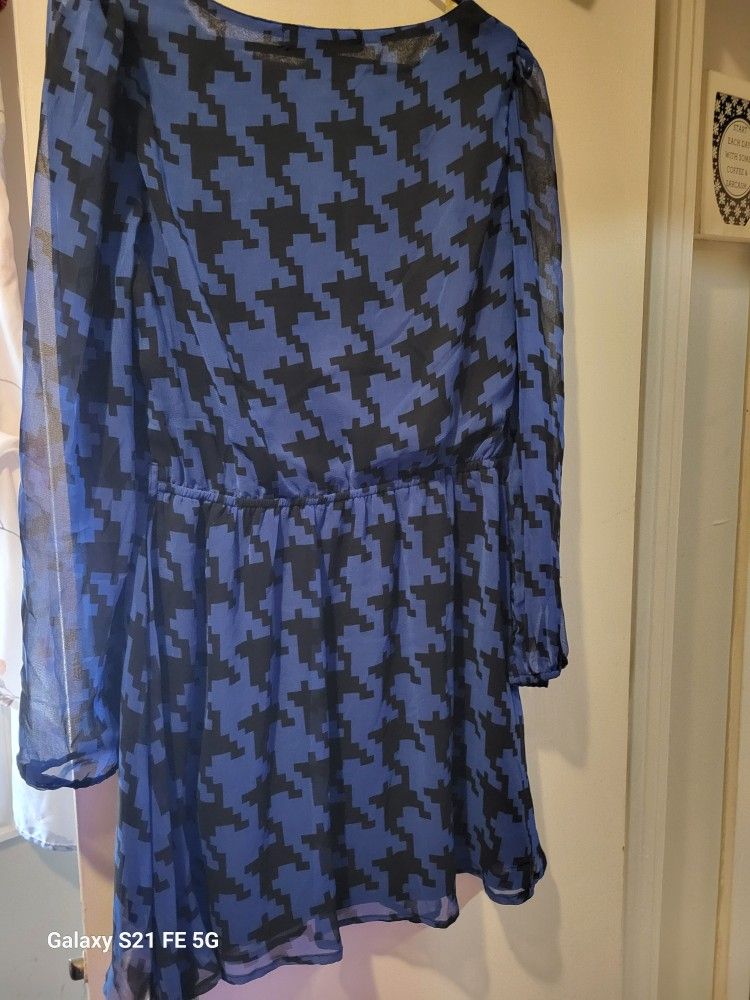 Blue/Black Houndstooth Dress – Size M (New With Ta - photo 4
