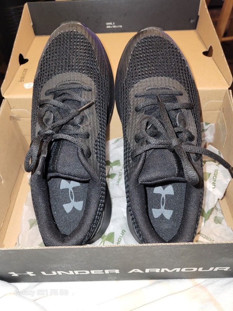 Under Armour Women's Running Shoes (NEW in Box!) - photo 2